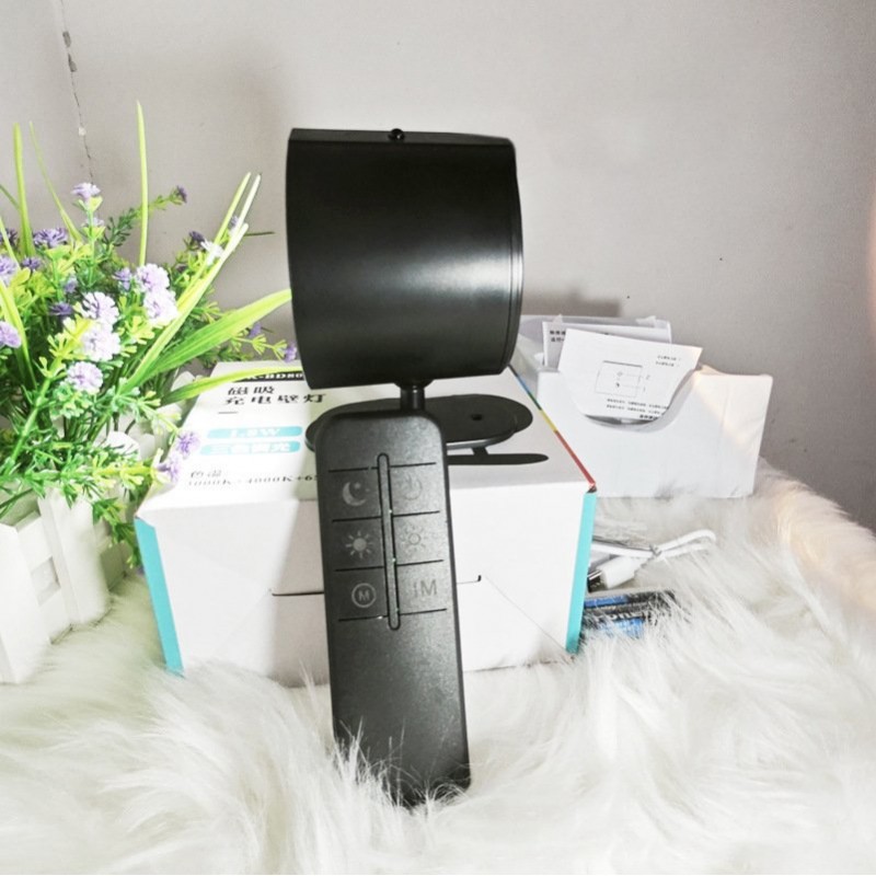 Atmospheric Minimalist Decorative Reading Wall Lamp